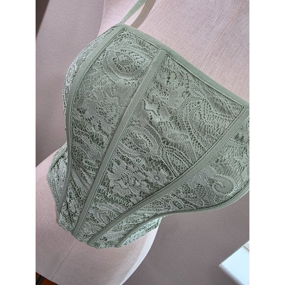 Torrid Womens Lace Corset Top In Sage Green Adjustable Straps Smocked Back Size - Picture 3 of 5